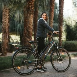 VÉLO VTC ÉLECTRIQUE VIENA CADRE BAS 8 VÉLO VTC ÉLECTRIQUE VIENA CADRE BAS -Vélos Vtt Soldes velo vtc electrique viena cadre bas 3 600x600 1